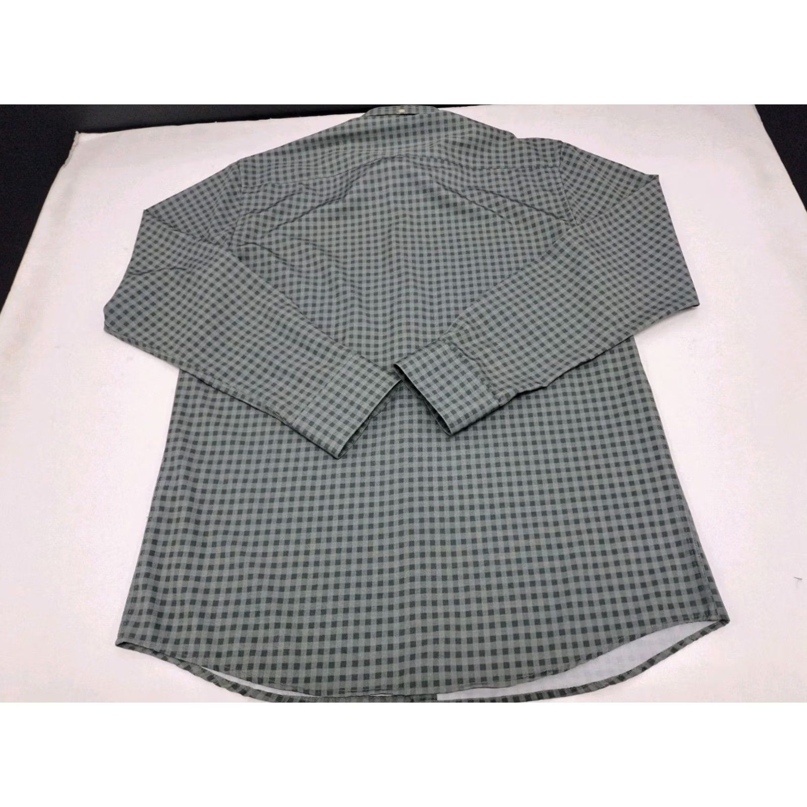 Ben Sherman Ben Sherman Mens Long Sleeve Slim Stretch Green Check Shirt 15/15.5 32-33 #7023 Size US M / EU 48-50 / 2 - 5 Thumbnail