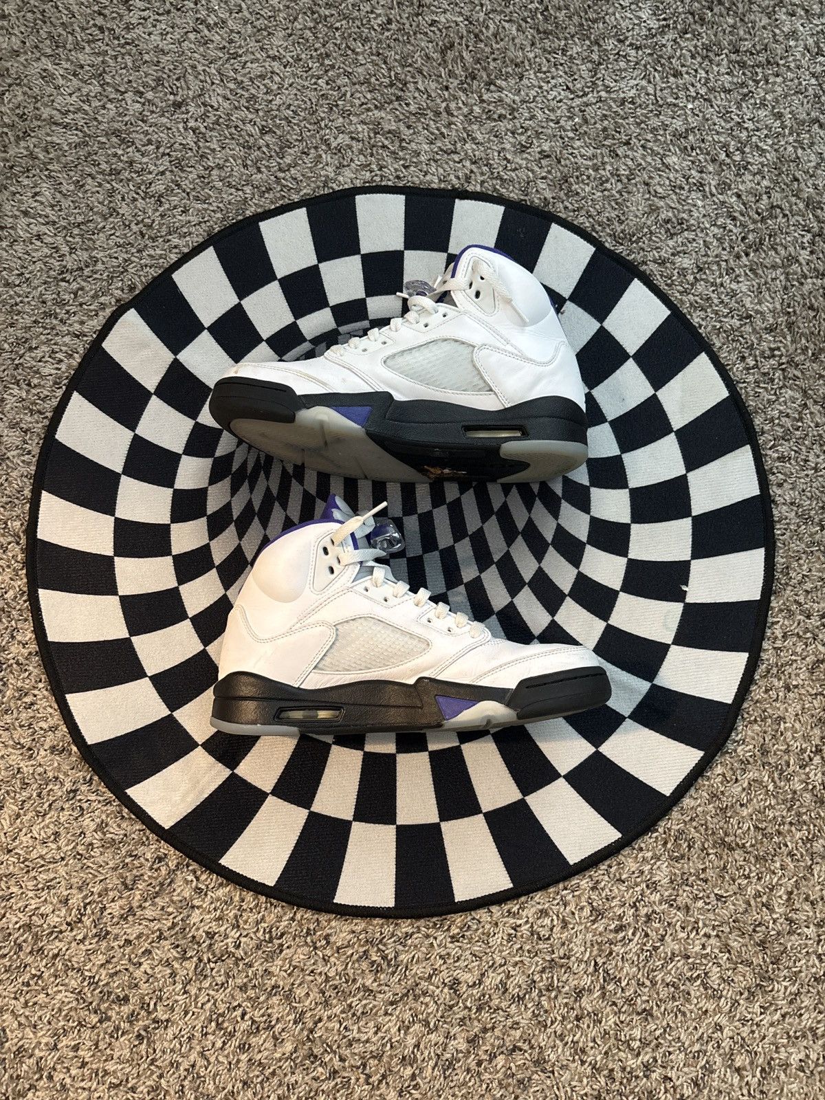 Jordan Brand concord grape 5s Size US 8 / EU 41 - 2 Thumbnail