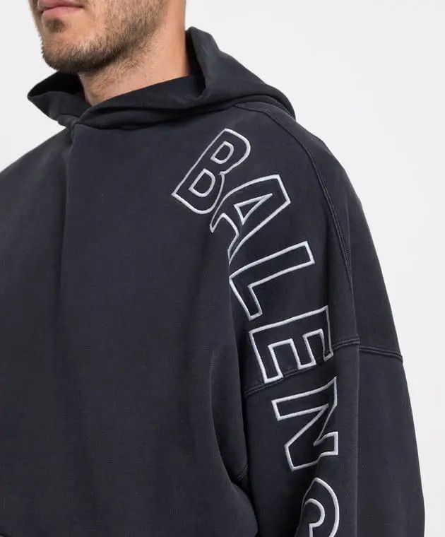 Balenciaga o1bcso1str0924 Outline Hoodie Oversized in Black/White Size US S / EU 44-46 / 1 - 5 Thumbnail