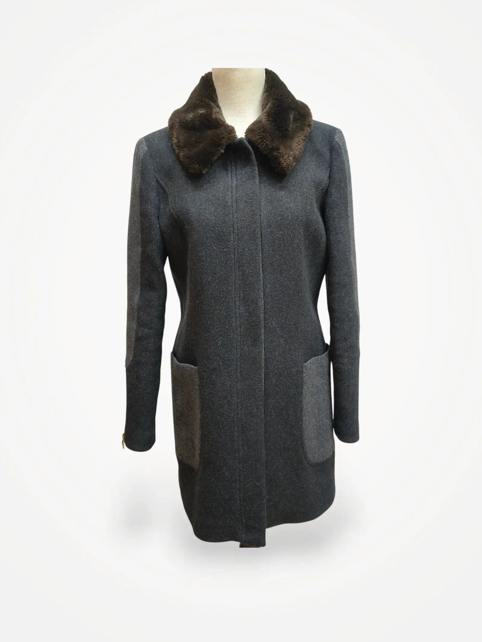 Armani Armani jeans Coat Size M / US 6-8 / IT 42-44 - 1 Thumbnail