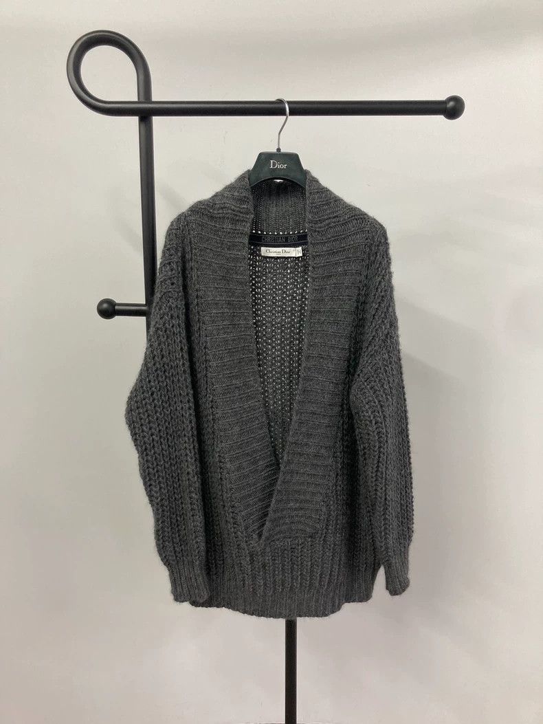 Dior Silhouette V-neck knitted sweater