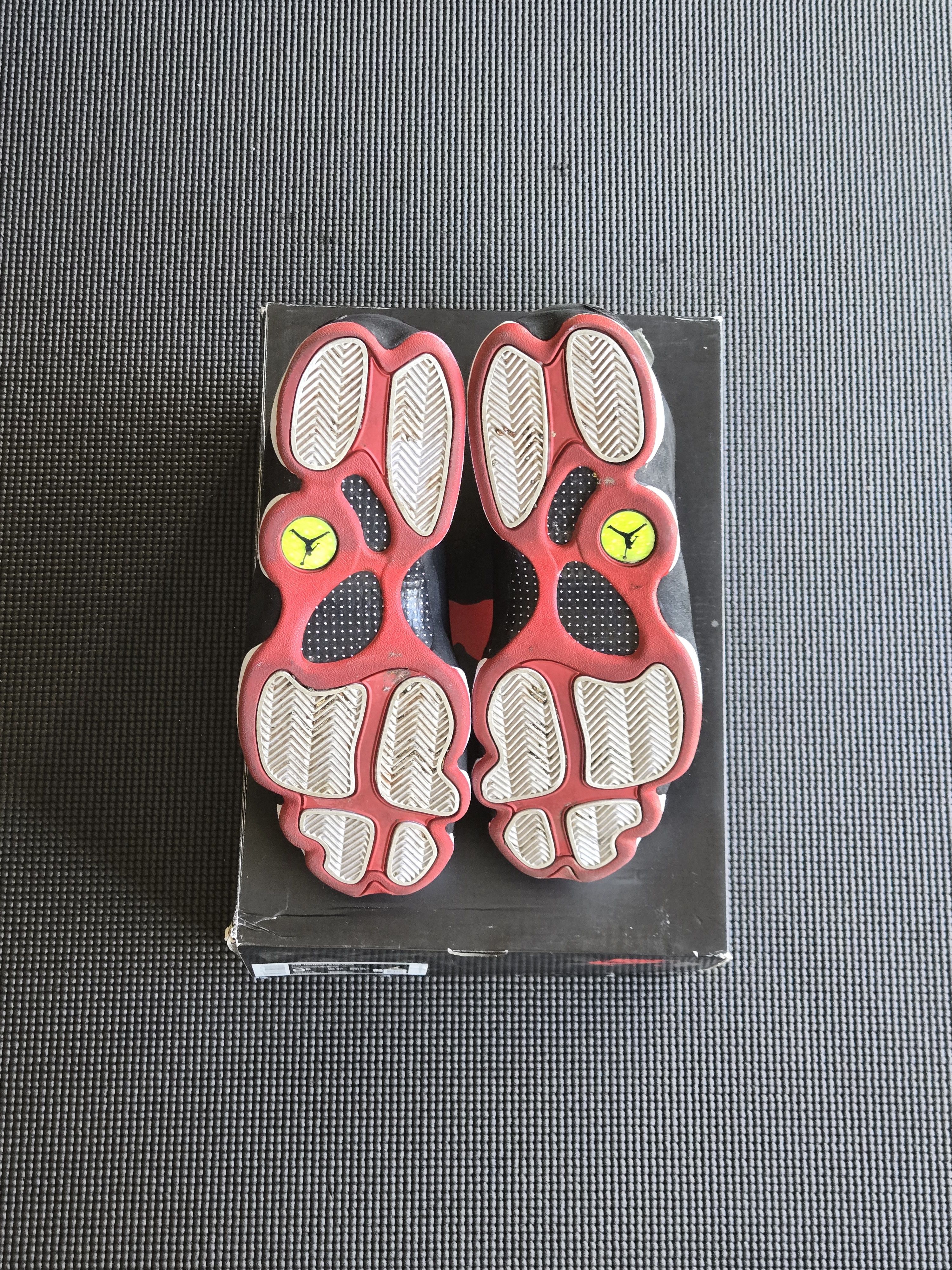 Nike Nike Air Jordan 13 Retro Playoff 2010 Size 9.5 Size US 9.5 / EU 42-43 - 6 Thumbnail