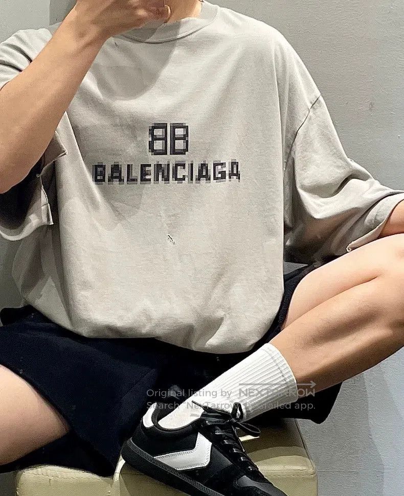 Balenciaga Balenciaga Mosaic Fuzzy Logo Hole Ripped Distressed Short- Size US XXS / EU 40 - 6 Thumbnail