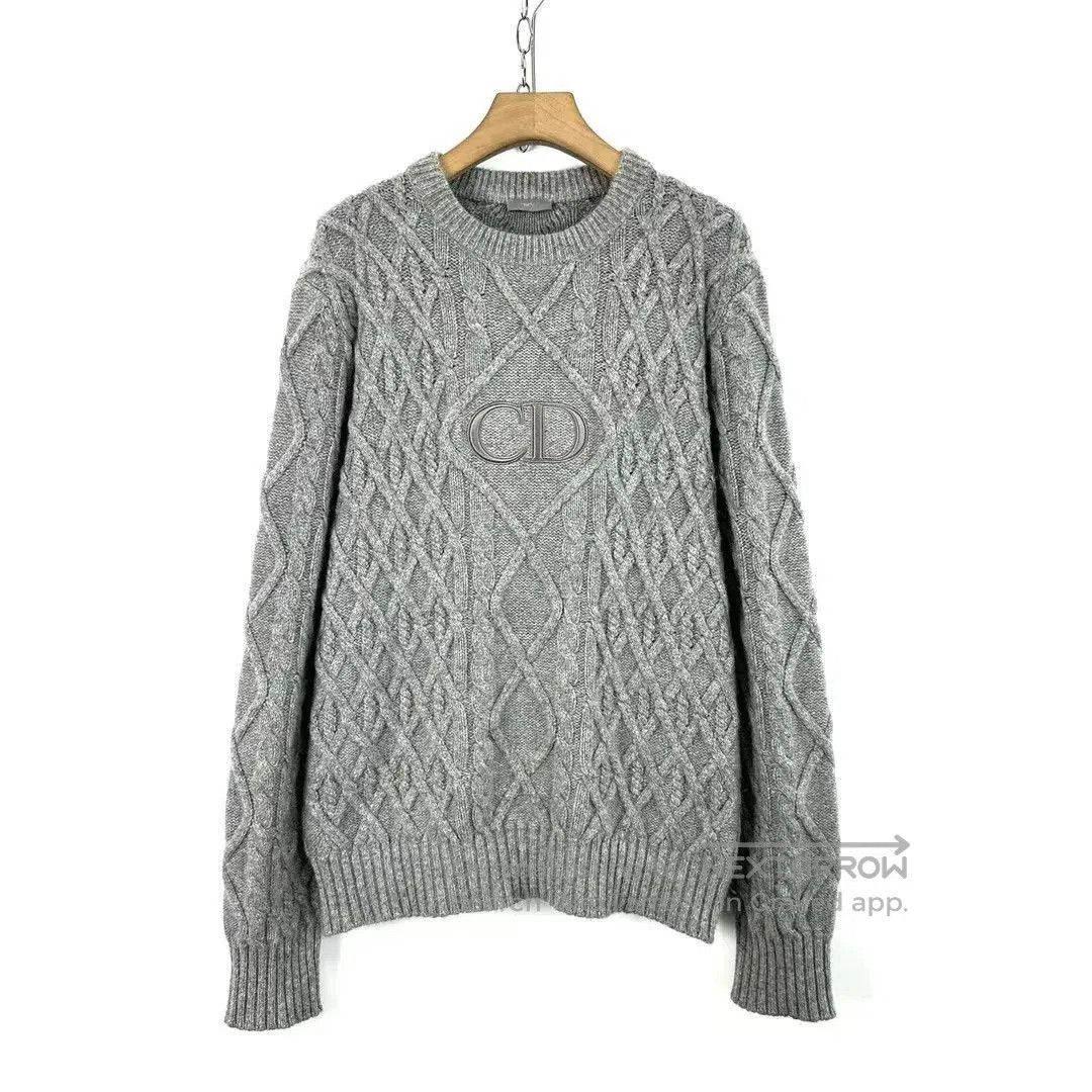 Dior gray cashmere embroidered CD logo sweater. Size US L / EU 52-54 / 3 - 1 Thumbnail