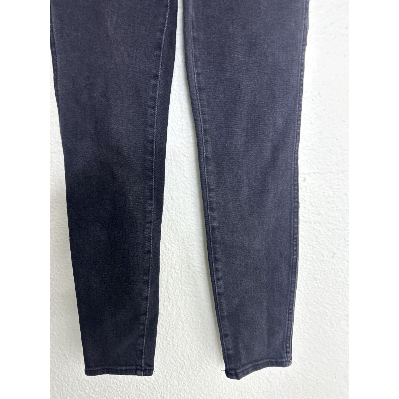 Madewell VINTAGE Madewell Womens Jeans 26x26 Black 10” High Rise Skinny Petite 26P Womens Jeans Skinny Black 90s Concert Size 26" / US 2 / IT 38 - 2 Thumbnail