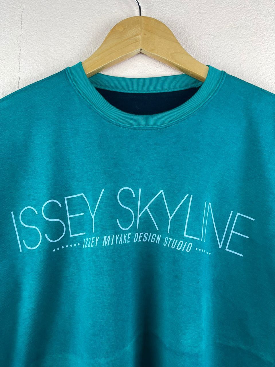 Designer × Issey Miyake × Japanese Brand Issey Skyline Issey Miyake Studio Iconic Logo Tee Size US L / EU 52-54 / 3 - 3 Thumbnail