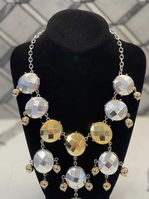 Jewelry Reflective Wide Spread Necklace on a Silver Chain Size ONE SIZE - 2 Thumbnail