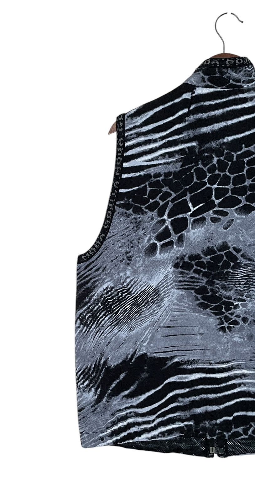 Arts & Science × Japanese Brand × Vintage Vintage Japanese Brand La Moda Goji Art Vest 1990s Size US M / EU 48-50 / 2 - 7 Thumbnail
