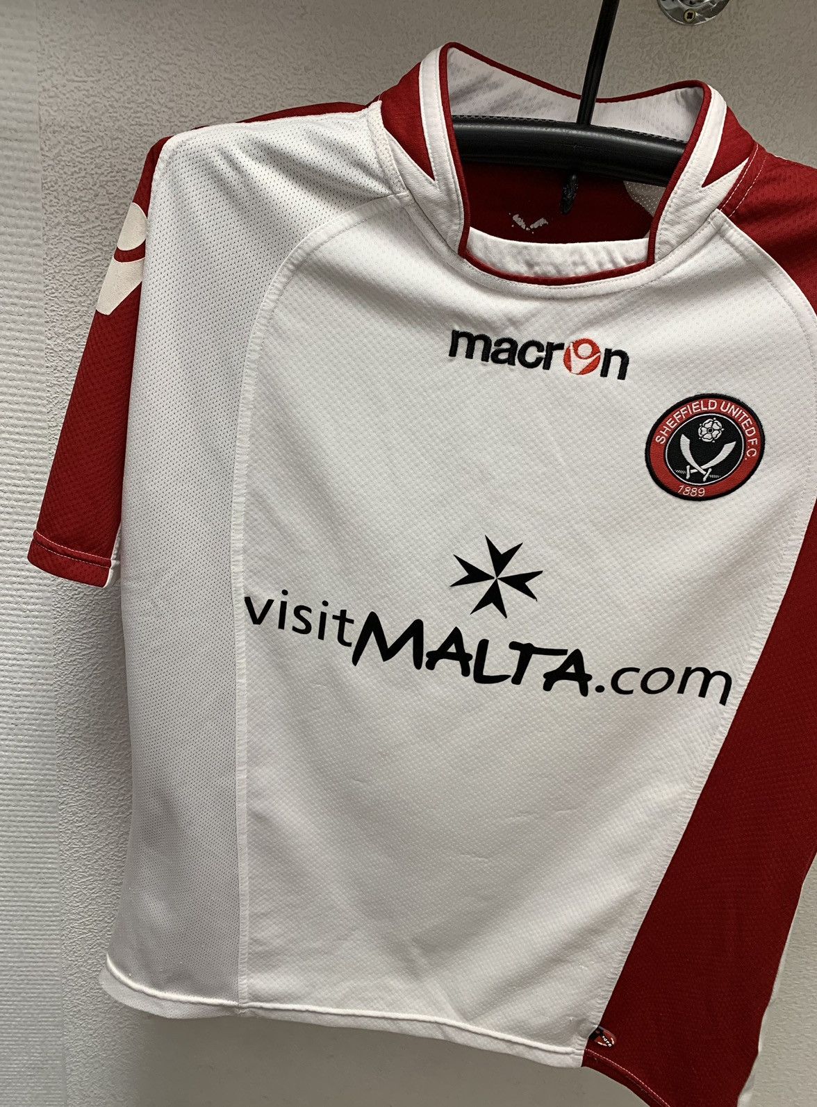 Macron Sheffield United soccer jersey macron M-L vintage 120 years Size US L / EU 52-54 / 3 - 5 Thumbnail