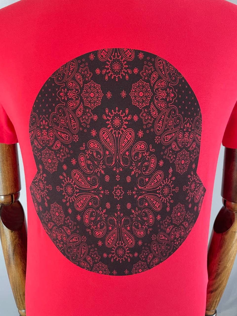 Moncler Moncler Tee T Shirt Red Big Logo Size US L / EU 52-54 / 3 - 4 Thumbnail