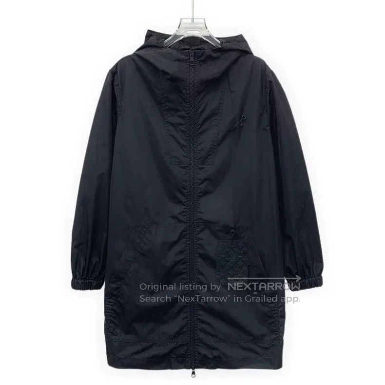 Louis Vuitton 23 black logo dark full print hooded zippere