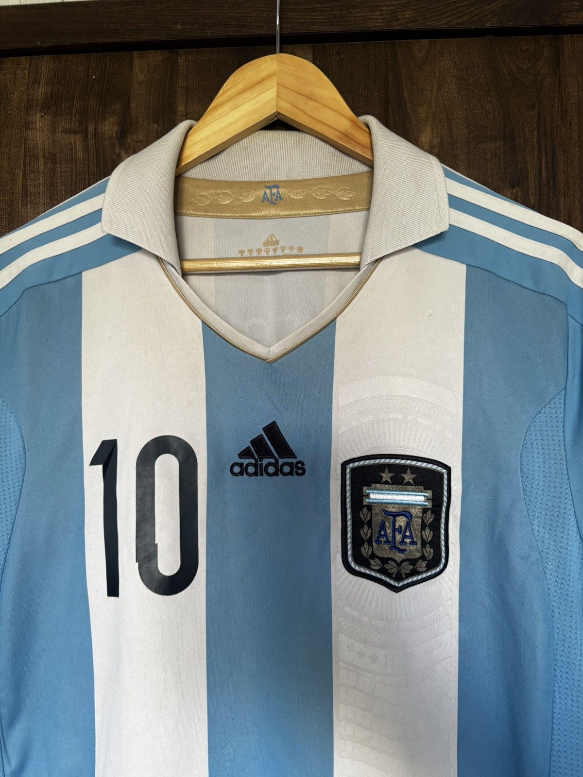 Adidas Adidas Argentina 2011/13 Football World Cup MessiJersey Size US M / EU 48-50 / 2 - 2 Thumbnail