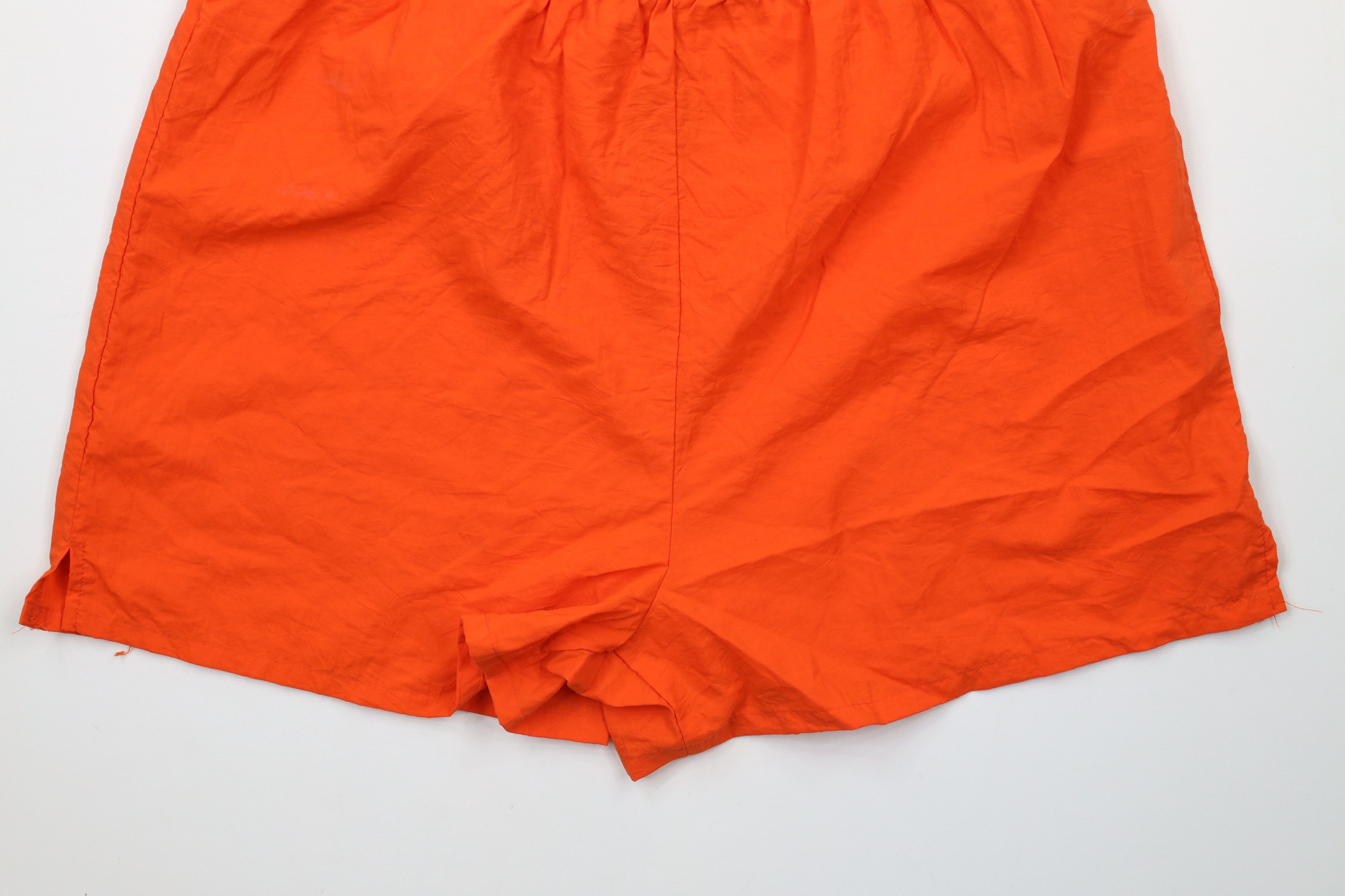 Vintage Vintage 90s Streetwear Blank Nylon Running Soccer Shorts USA Size US 36 / EU 52 - 4 Thumbnail