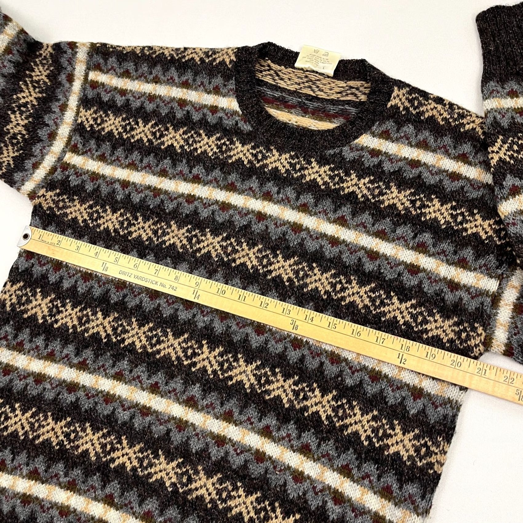 Vintage VINTAGE Clan Royal Sweater Mens L Shetland Wool Fair Isle Geo Knit Crewneck Jumper VTG Size US L / EU 52-54 / 3 - 5 Thumbnail