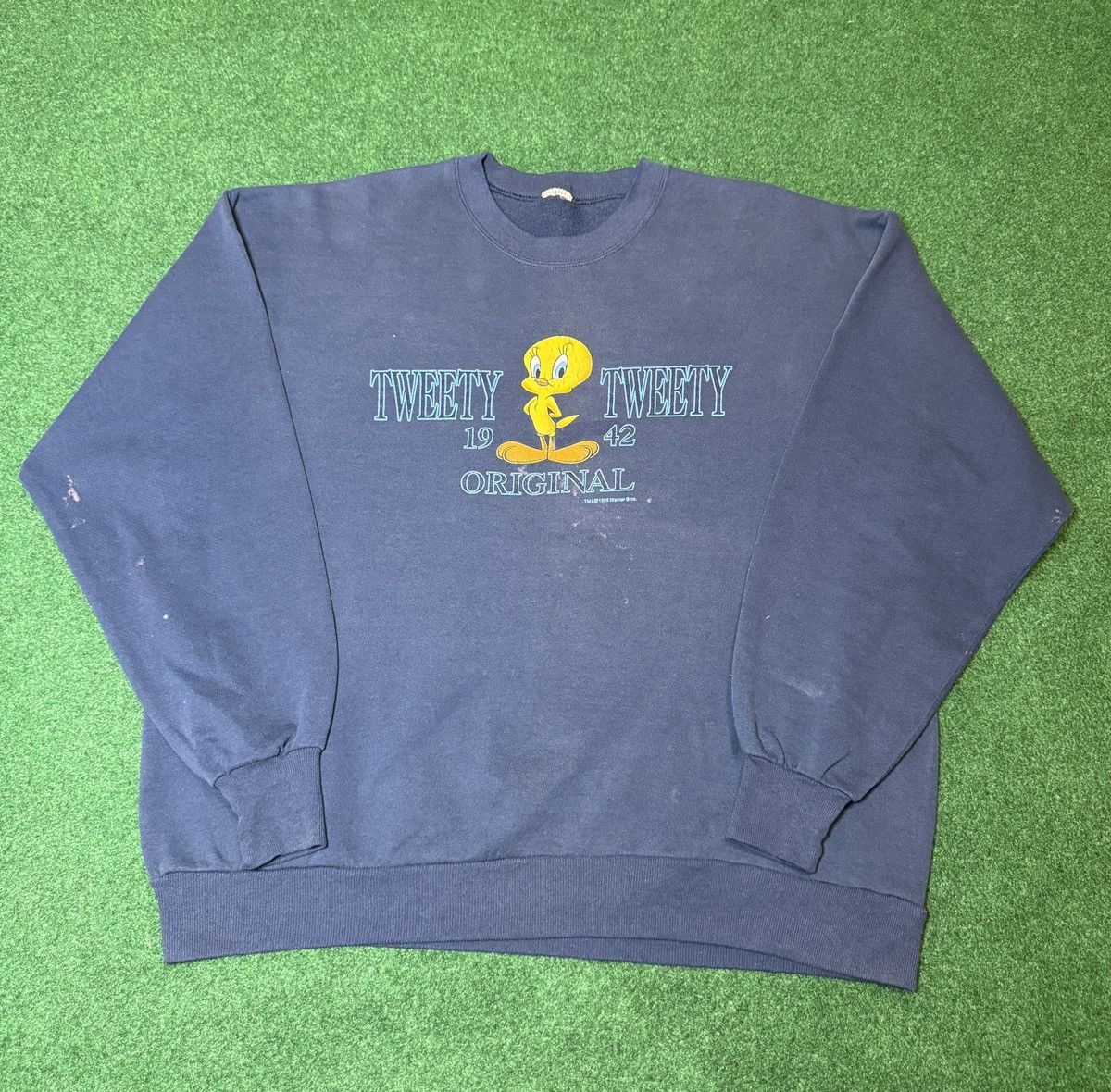 Vintage × Warner Bros Vintage 90s Looney Tunes Tweety Bird 1995 Sweatshirt Size US XL / EU 56 / 4 - 1 Thumbnail