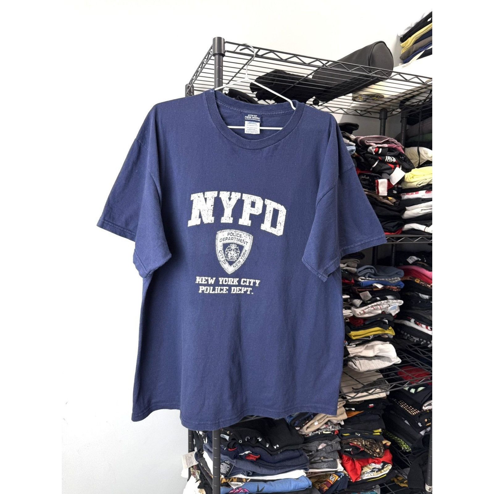 Vintage Vintage 00’s NYPD New York Police Department T Shirt Size US XL / EU 56 / 4 - 1 Thumbnail