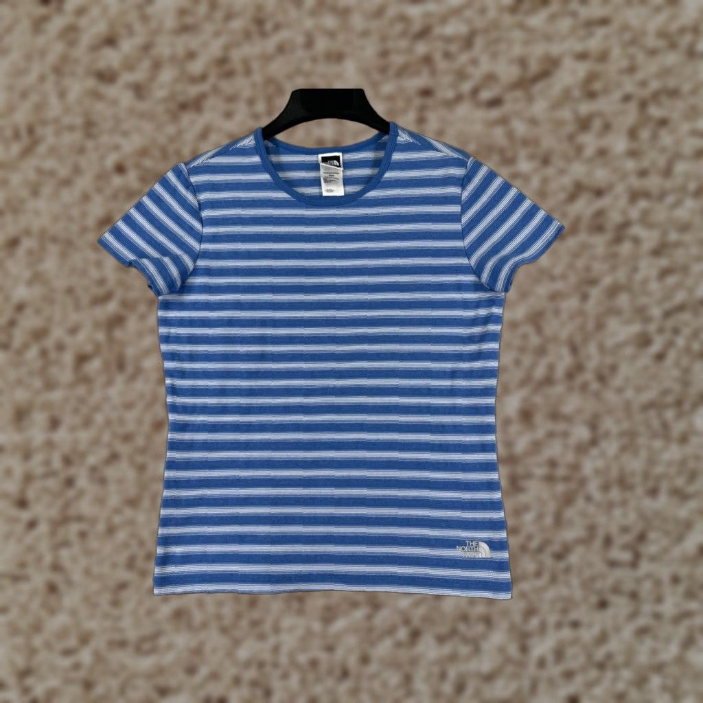 The North Face VINTAGE The North Face Shirt Women M Blue Short Sleeve Vaporwick Nylon Blend Size M / US 6-8 / IT 42-44 - 1 Thumbnail