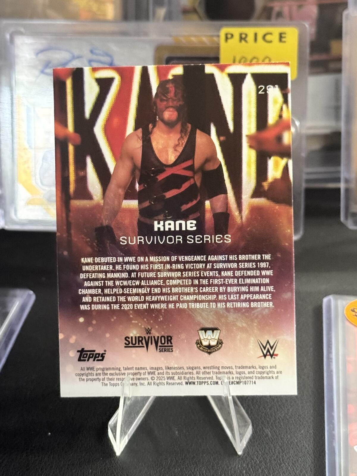 Topshop 2025 Topps WWE Universe Kane Green Electric Parallel /125 Size ONE SIZE - 2 Thumbnail