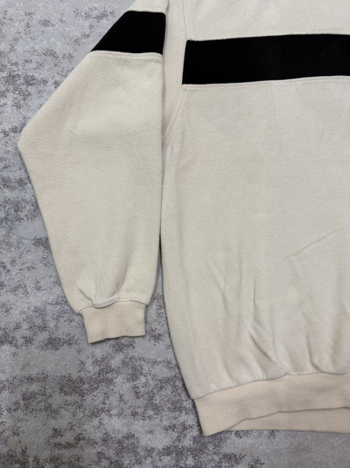 Vintage Vintage 90s ParadisO Small Logo Sweatshirt Size US L / EU 52-54 / 3 - 4 Thumbnail