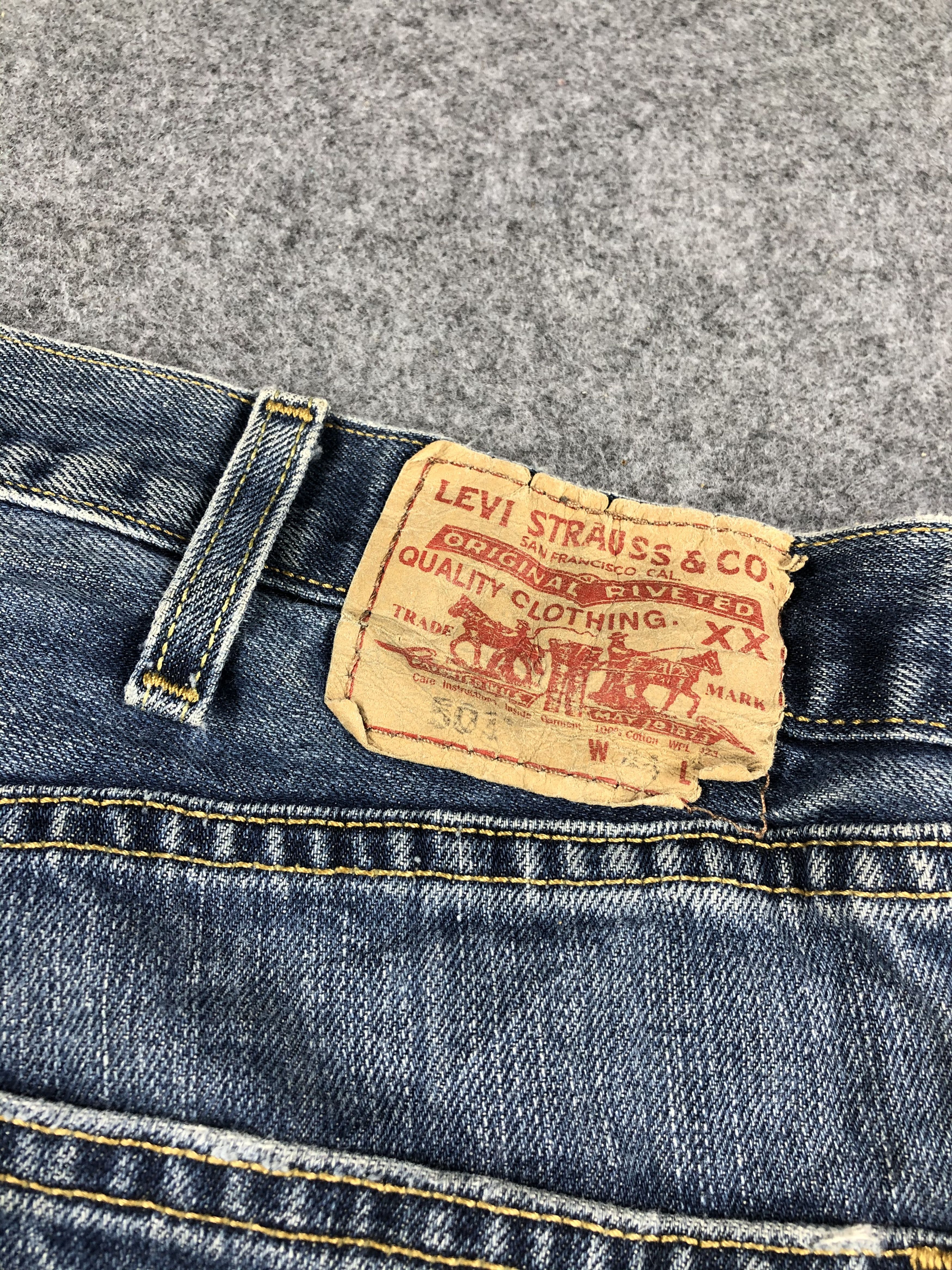Levi's Vintage Levis Jeans Lot 501-JM699 Size US 43 - 9 Thumbnail