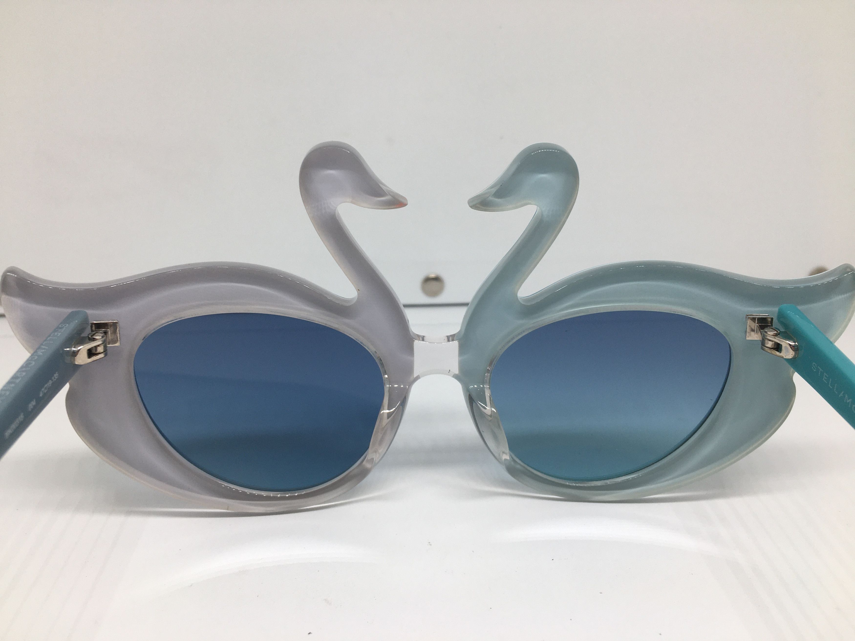 Other Stella McCartney Swan Cateye Diva Sunglasses Frame Size ONE SIZE - 5 Thumbnail