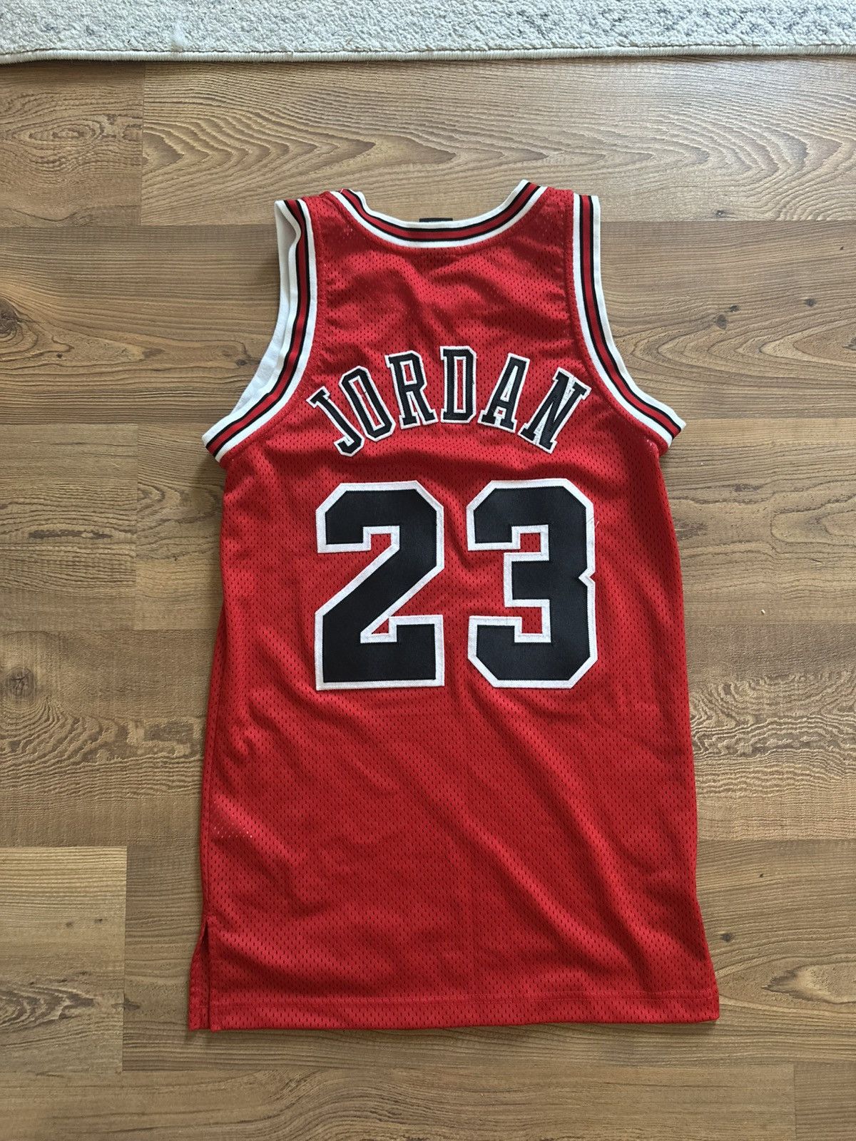 Nike 03-04 NIKE MICHAEL JORDAN AUTHENTIC CHICAGO BULLS JERSEY Size US S / EU 44-46 / 1 - 6 Thumbnail