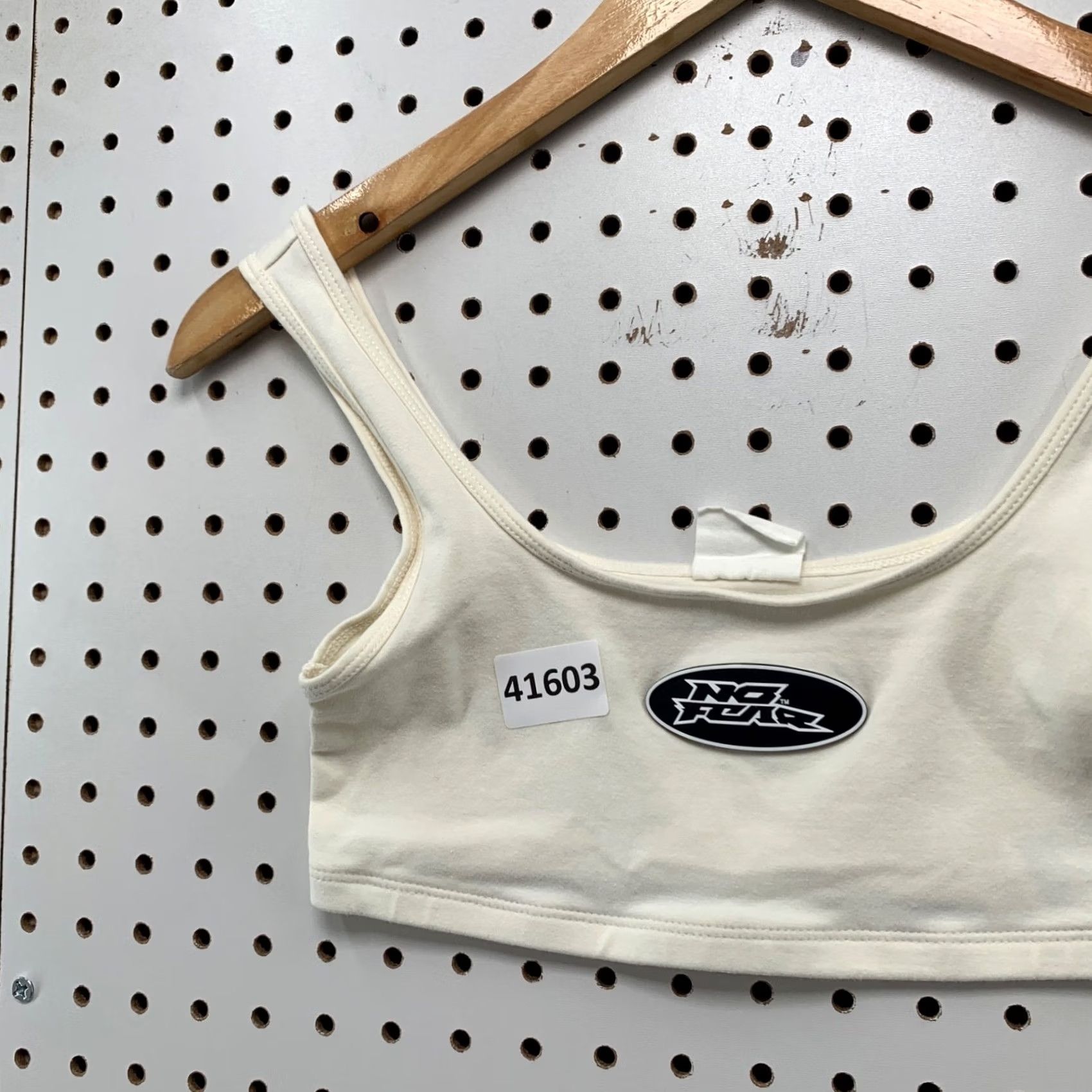 No Fear NO Fear Crop Tank Top Womens XS White Logo Y2K Tank XS Womens White No Fear Crop Tank Top Size XS / US 0-2 / IT 36-38 - 3 Thumbnail