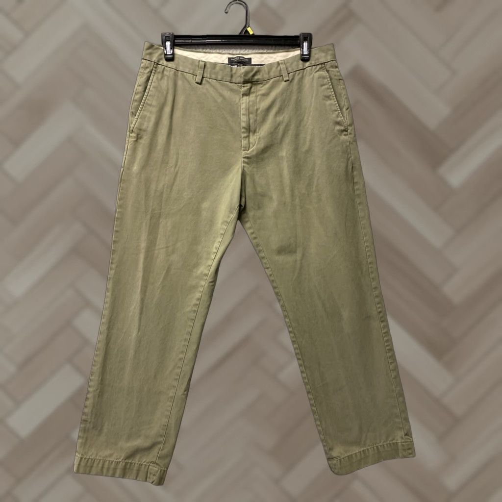 Banana Republic Banana Republic Men's Chino Pants Emerson Slim Flat Front 35x30 Green / Light Green Casual Tapered Pocketed Regular Mens Size US 35 - 1 Thumbnail