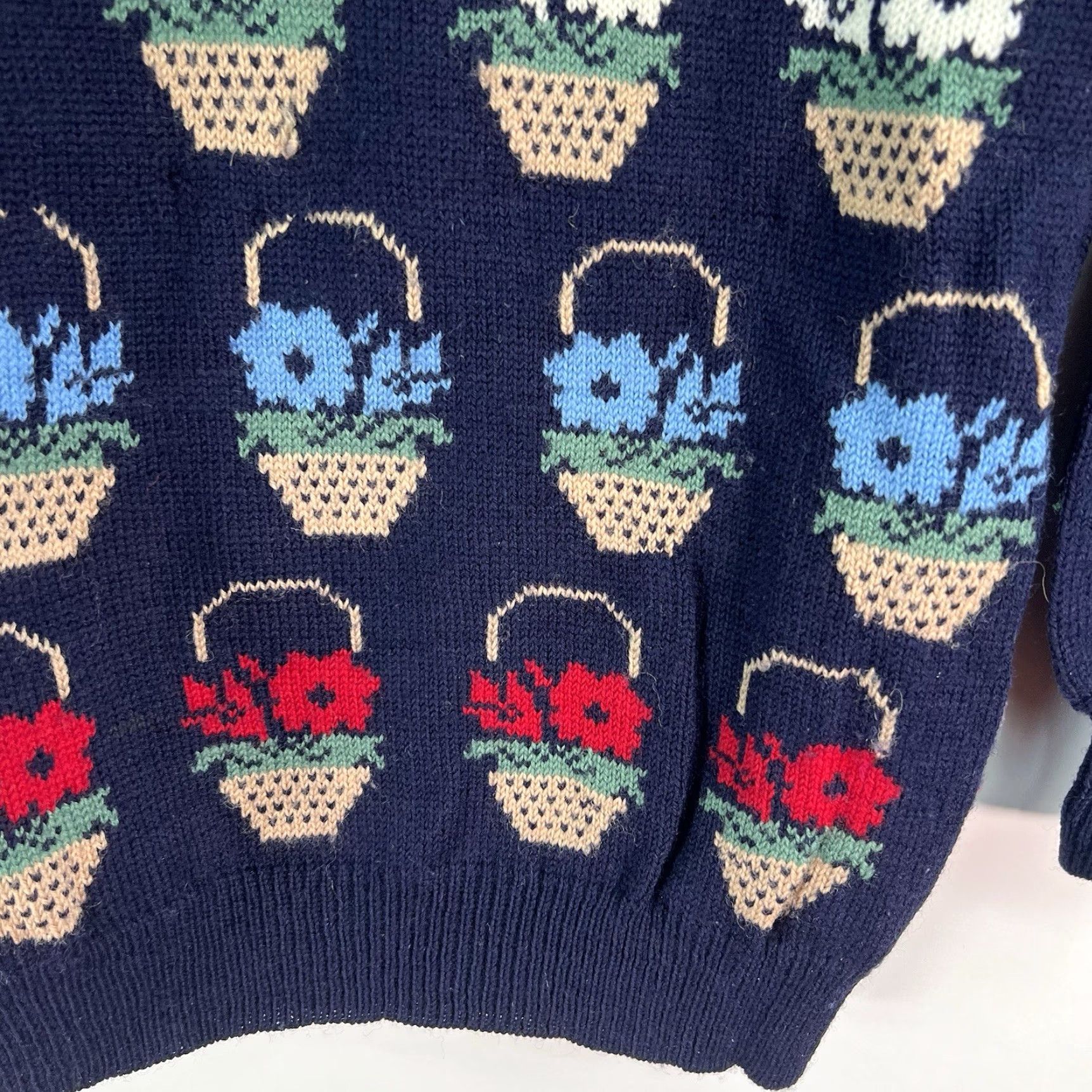 Asket VTG Micknits Floral Basket Pullover Sweater Women’s XL Blue Raglan Sleeve Crew Neck 80s 90s Vintage UK Womens Size XL / US 12-14 / IT 48-50 - 2 Thumbnail