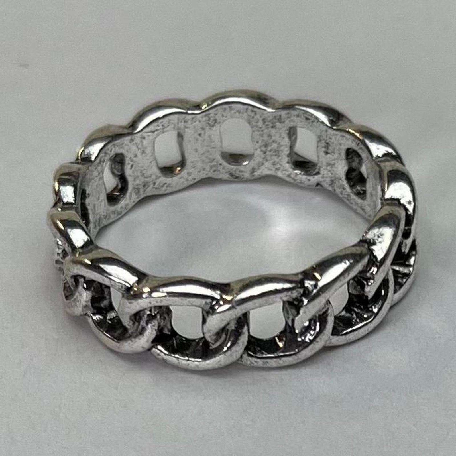 Vintage Y2k 2000s vintage style cuban link ring Size ONE SIZE - 1 Thumbnail