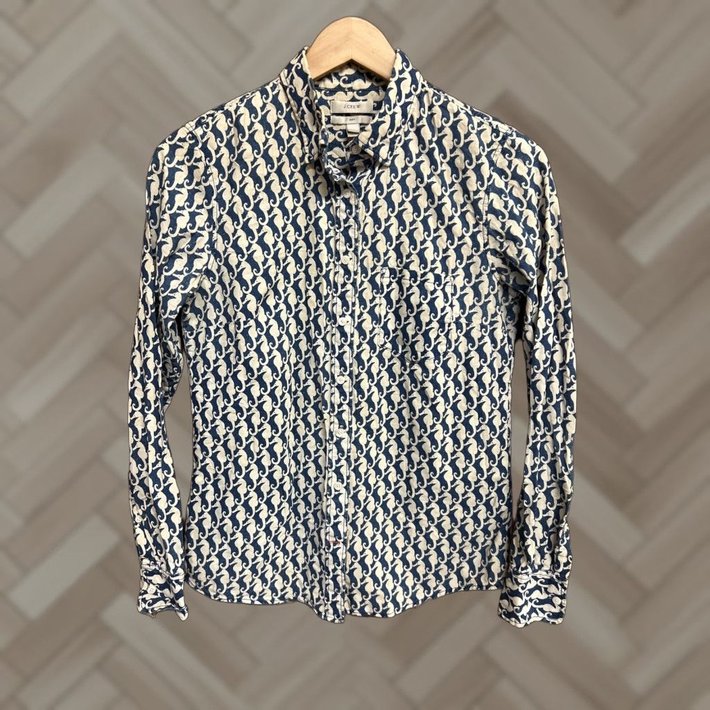 J.Crew J.Crew Button-Up Linen Blue Seahorse Collared Long Sleeve Shirt Women Size 0 - 19" Pit to Pit 25" Length Size XS / US 0-2 / IT 36-38 - 1 Thumbnail