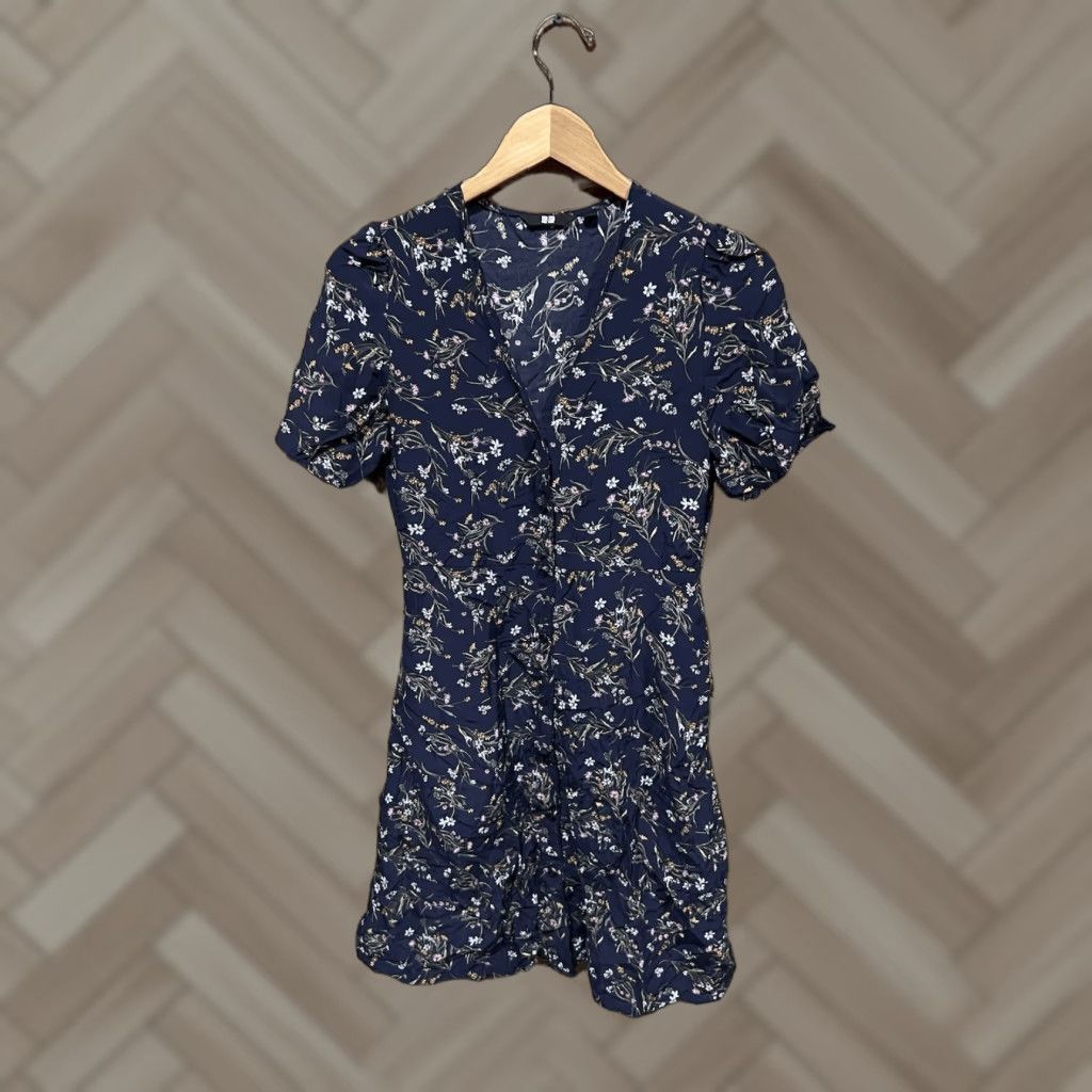 Uniqlo Uniqlo Womens Blue Short Sleeve Button Up Floral Pattern Shirt Dress XS Size XS / US 0-2 / IT 36-38 - 1 Thumbnail