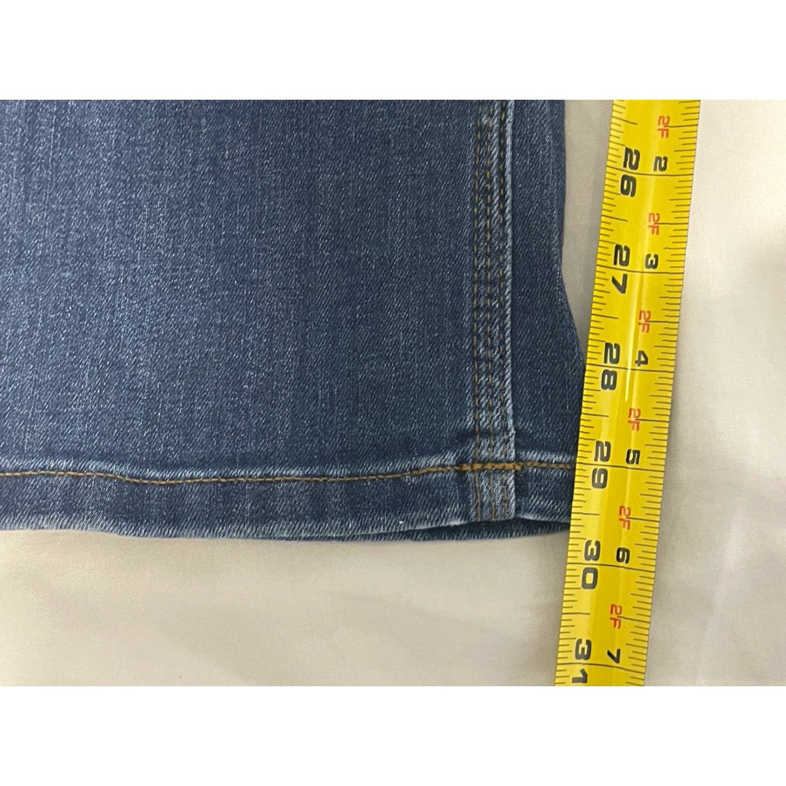 DUER DU/ER Jeans Mens Size 32x29.5 Relaxed Tapered Denim Medium wash Belt Loops 5-Pocket Casual Mens Jeans Size US 32 / EU 48 - 7 Thumbnail