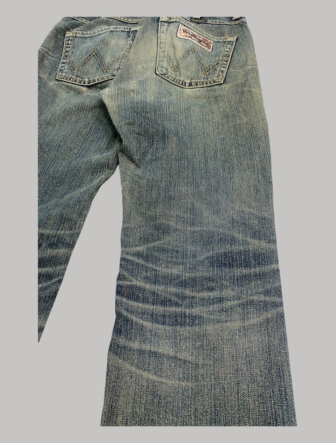 Japanese Brand × Wrangler Wrangler Denim Mud Washed Whisker Distressed Loose Fit Size US 30 / EU 46 - 15 Thumbnail