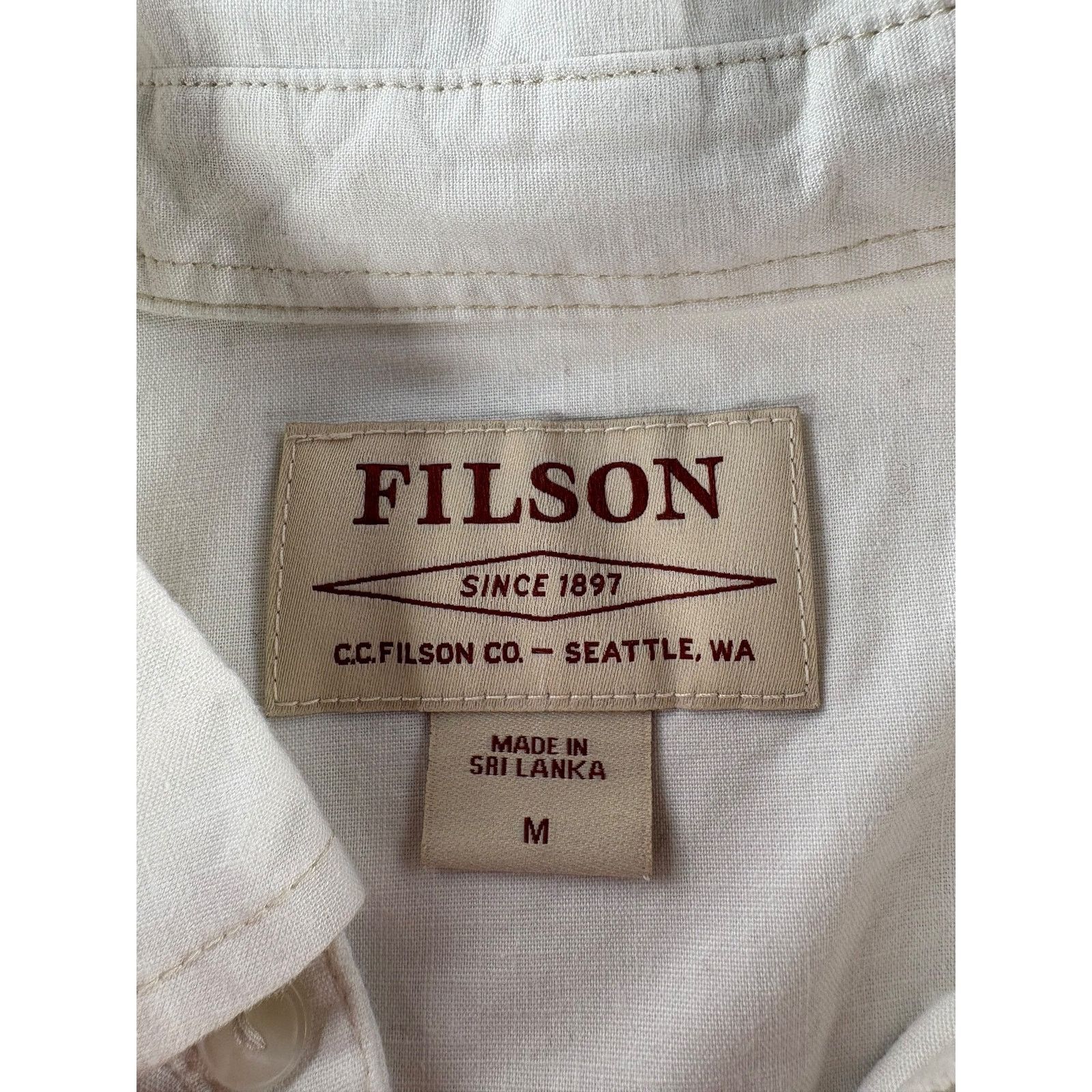 Filson Modern Filson White Button Up SZ M Size US M / EU 48-50 / 2 - 3 Thumbnail