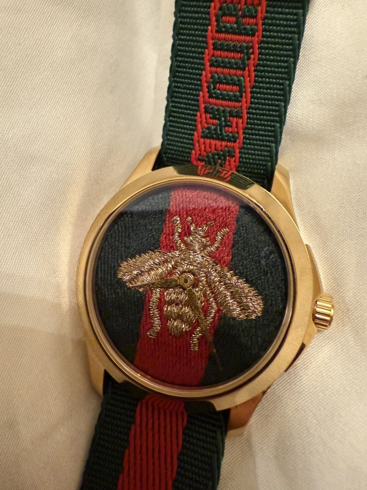Gucci Gucci G-Timeless Red & Green Gold Bee Watch Size ONE SIZE - 9 Thumbnail