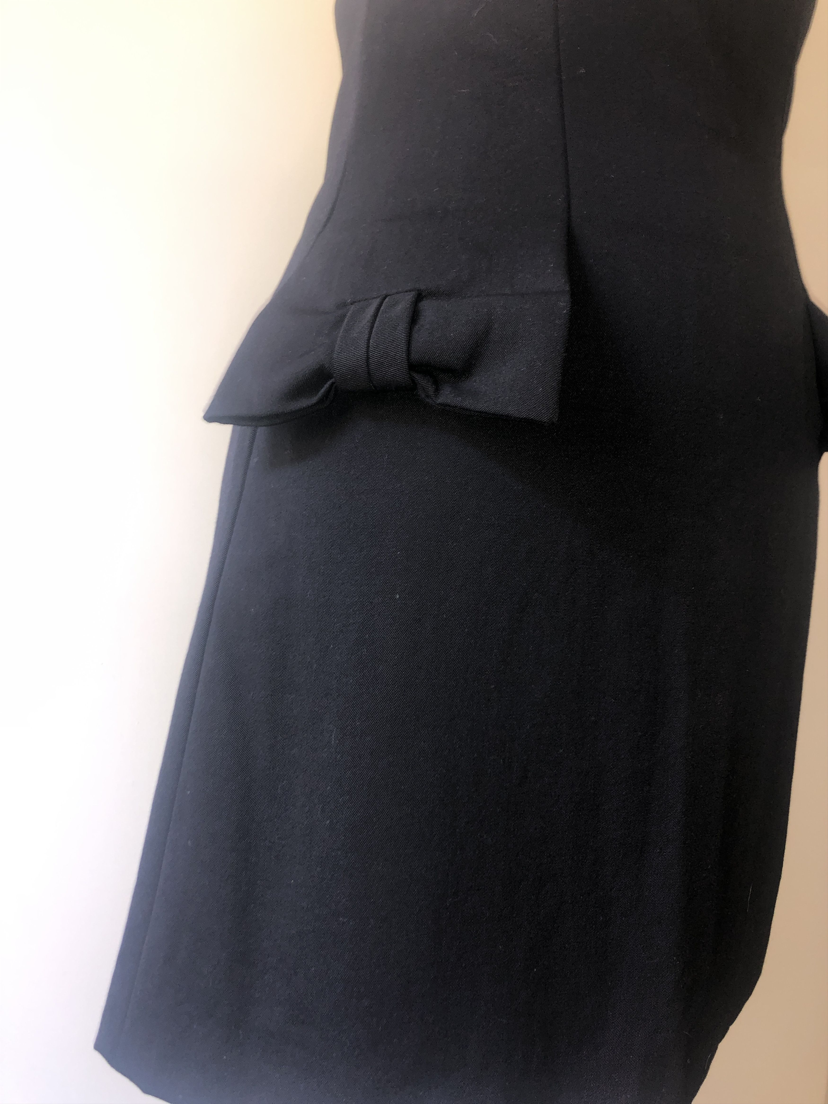 Givenchy High Wiasted Embellished Skirt Size 27" / US 4 / IT 40 - 8 Thumbnail