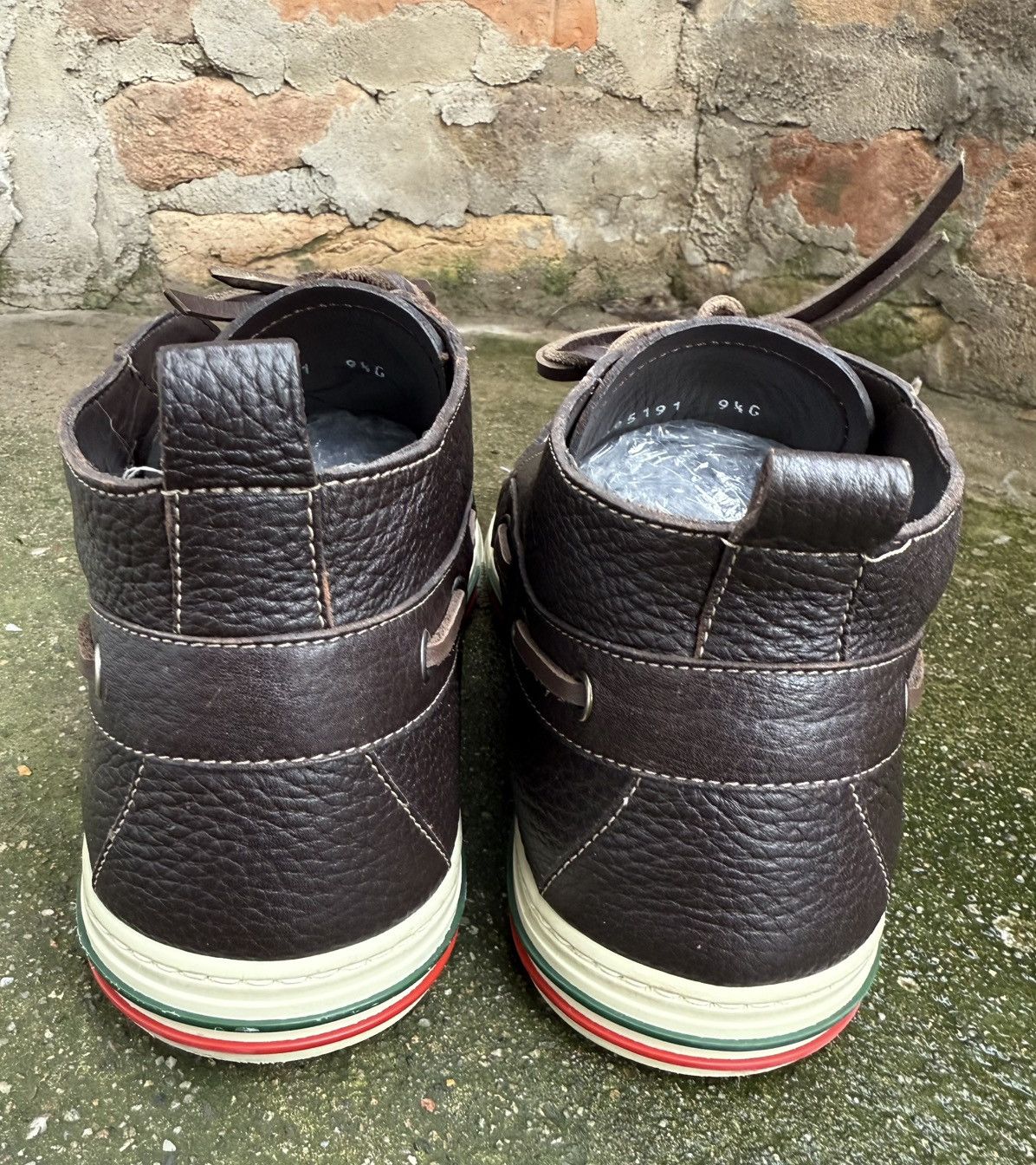 Gucci ✨Gucci✨ (259191) Leather shoes W/ leather laces Size U.S 9.5 Size US 9.5 / EU 42-43 - 6 Thumbnail