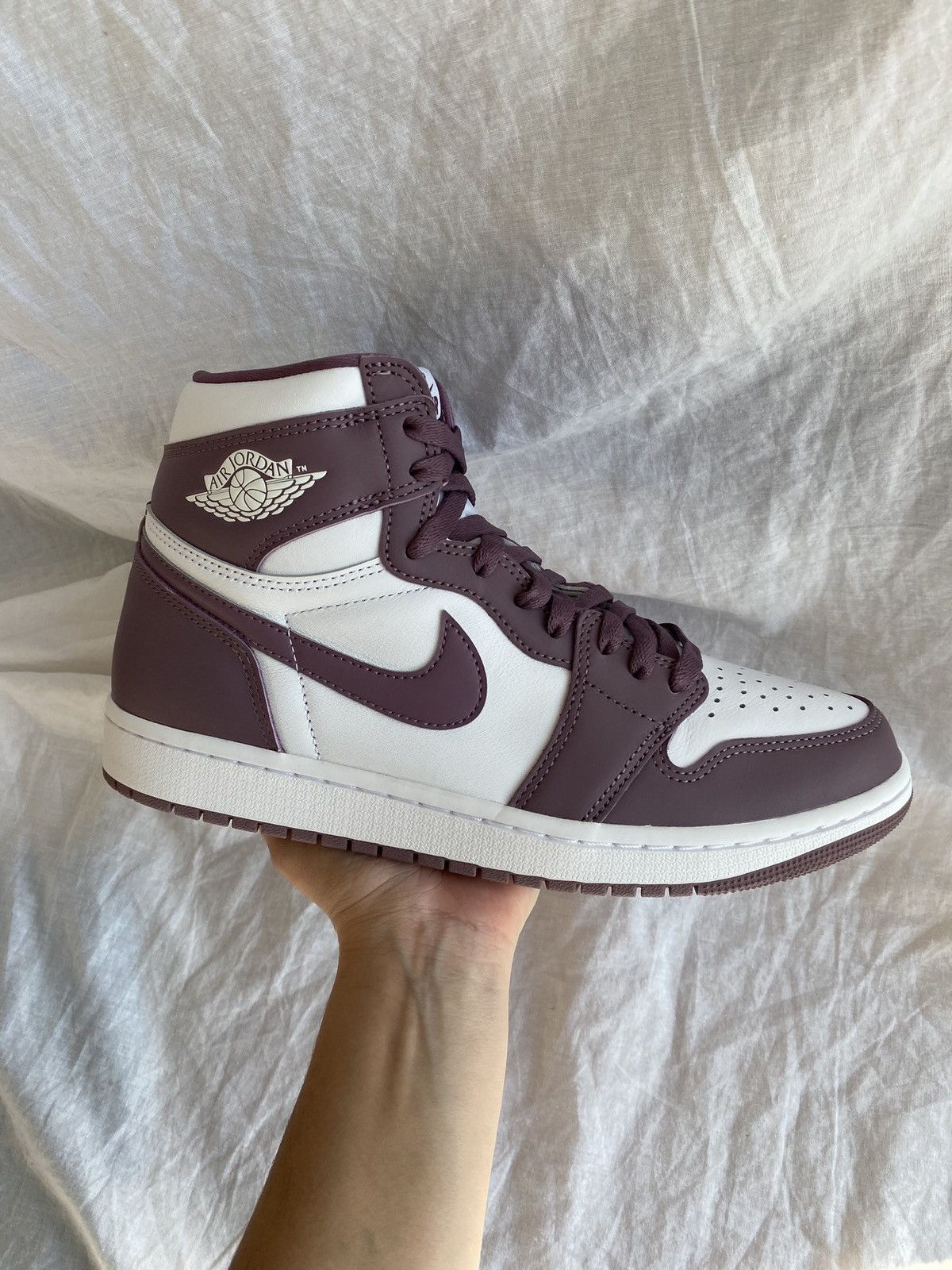 The North Face Nike Air Jordan One Mauve White Size US 10 / EU 43 - 3 Thumbnail