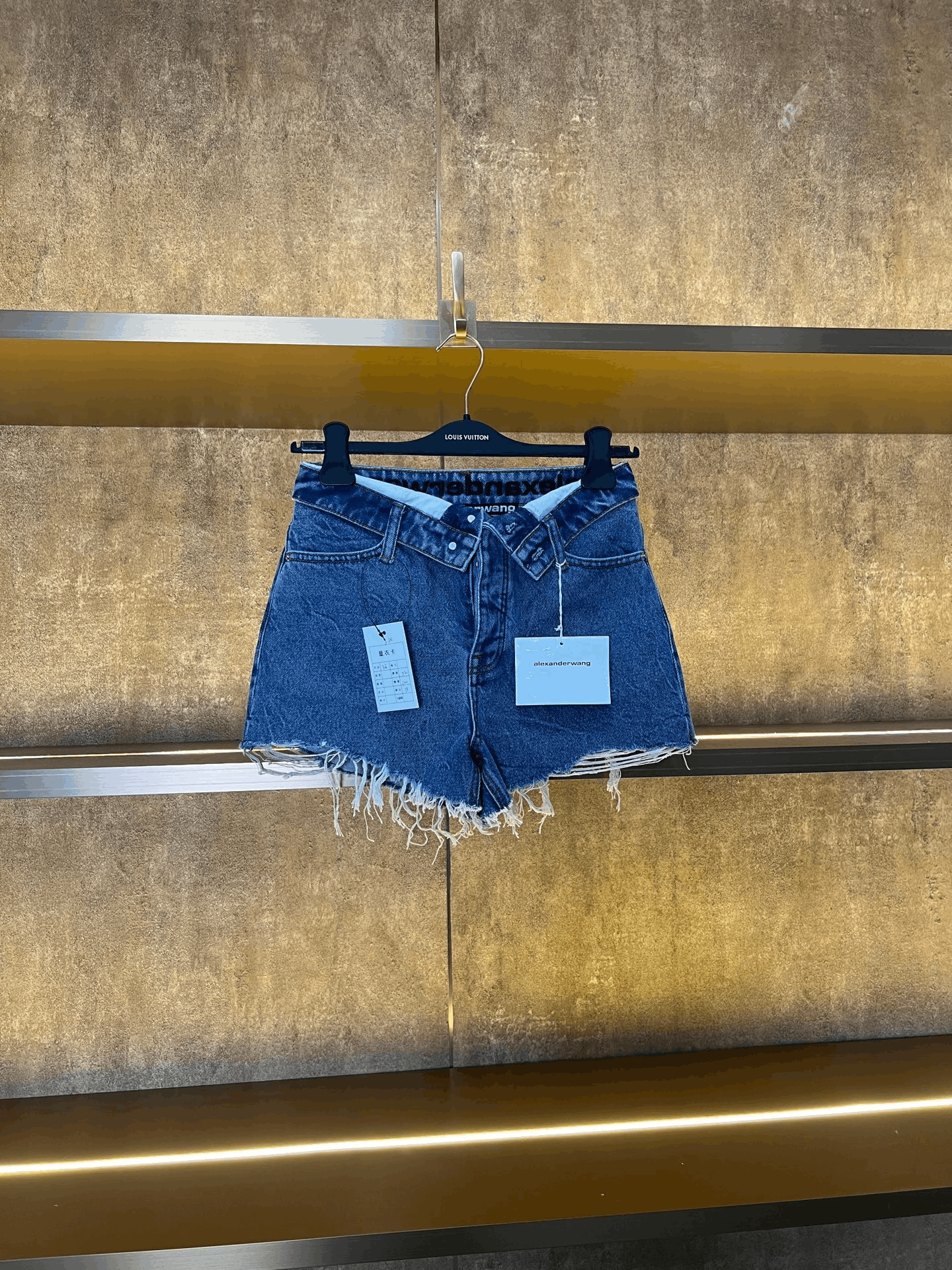 Alexander Wang Alexander Wang Denim Shorts Size 26" / US 2 / IT 38 - 1 Thumbnail