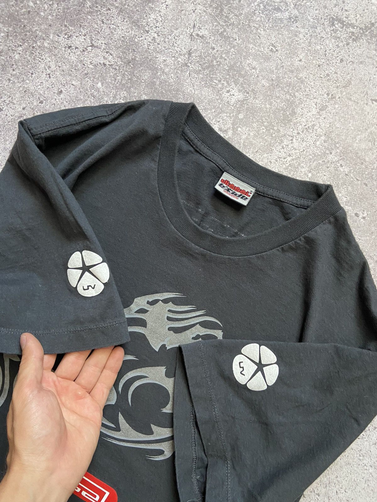 Diesel Vintage Tee Shirt Diesel Dragon Big Logo Avant Garde Y2K Size US XL / EU 56 / 4 - 3 Thumbnail