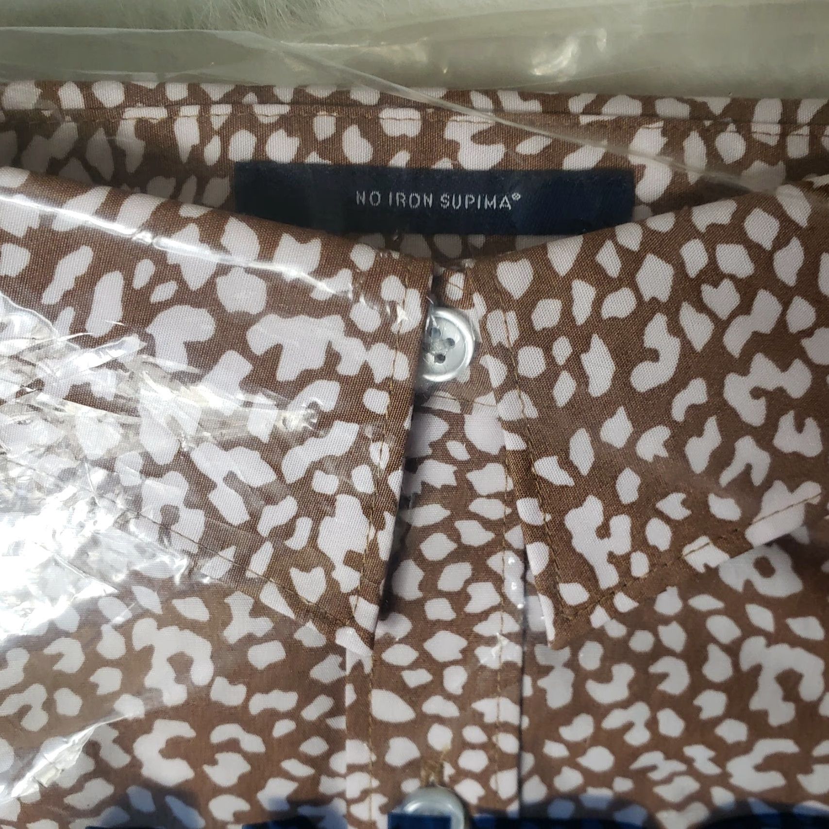 Lands' End Lands' End Petite No Iron Supima Cotton Long Sleeve Shirt 16P Beige Leopard Pattern Womens Button-Up Size XXL / US 16-18 / IT 52-54 - 3 Thumbnail