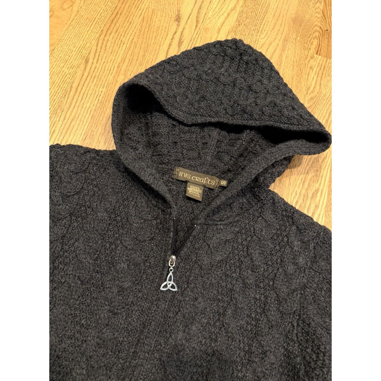Vintage Inis Crafts Merino Wool Knit Full Zip Hoodie Sweater Women’s Size S Ireland Gray 100% Merino Wool Zipper Knit Casual Regular Womens Fall Winter Size S / US 4 / IT 40 - 3 Thumbnail