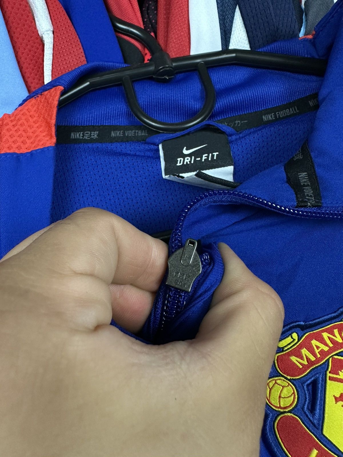 Nike Vintage Manchester United Training Jacket Nike 610480-417 Size US L / EU 52-54 / 3 - 5 Thumbnail
