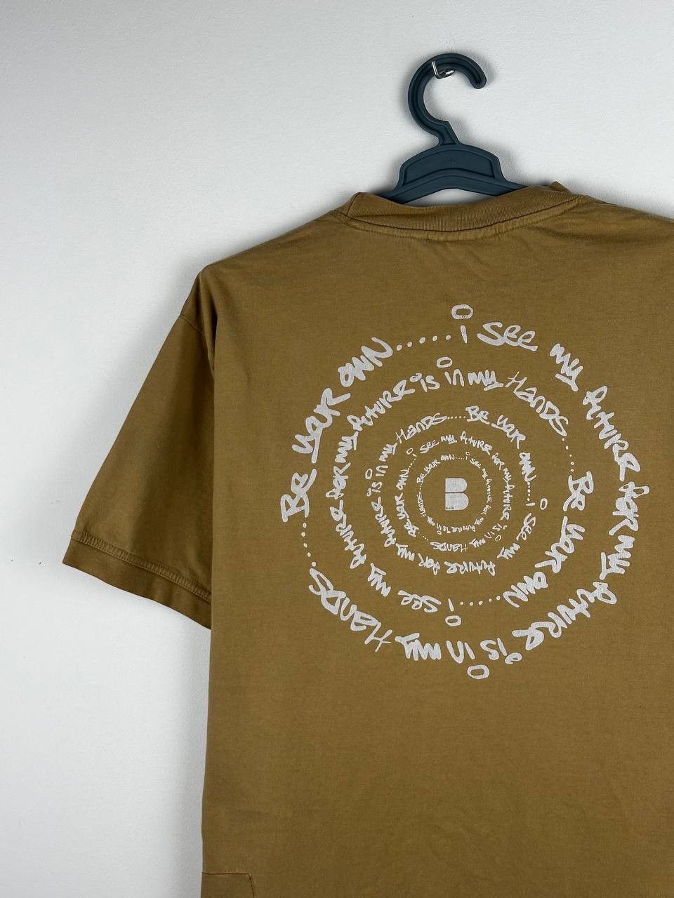 Japanese Brand Wale Adeyemi Graffiti B-side Sand T Shirt Size US XL / EU 56 / 4 - 9 Thumbnail