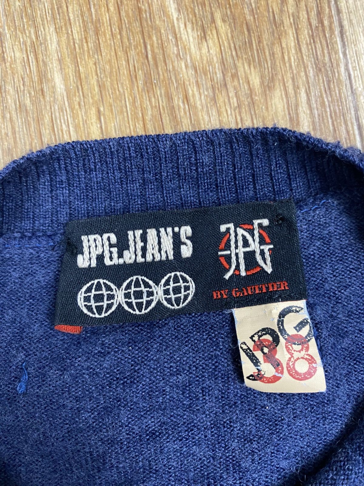Jean Paul Gaultier × Vintage Jean Paul Gaultier Vintage 3-D knitted Logo JPG Sweater Y2K Size XS / US 0-2 / IT 36-38 - 2 Thumbnail