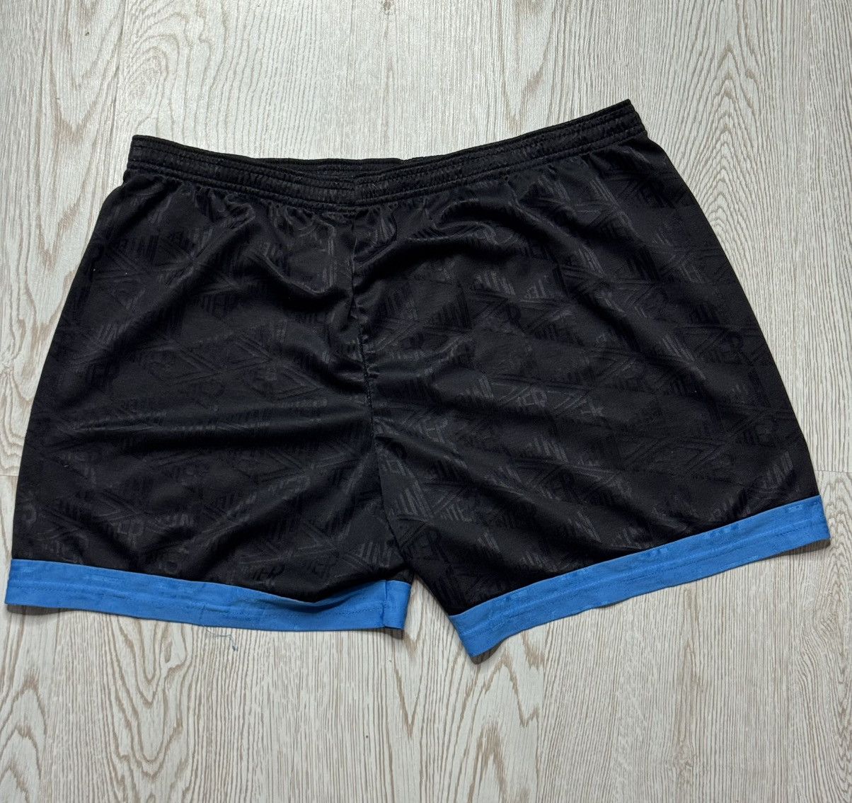 Umbro Vintage 90s Inter Milan Soccer Shorts Football shorts Size US 32 / EU 48 - 6 Thumbnail
