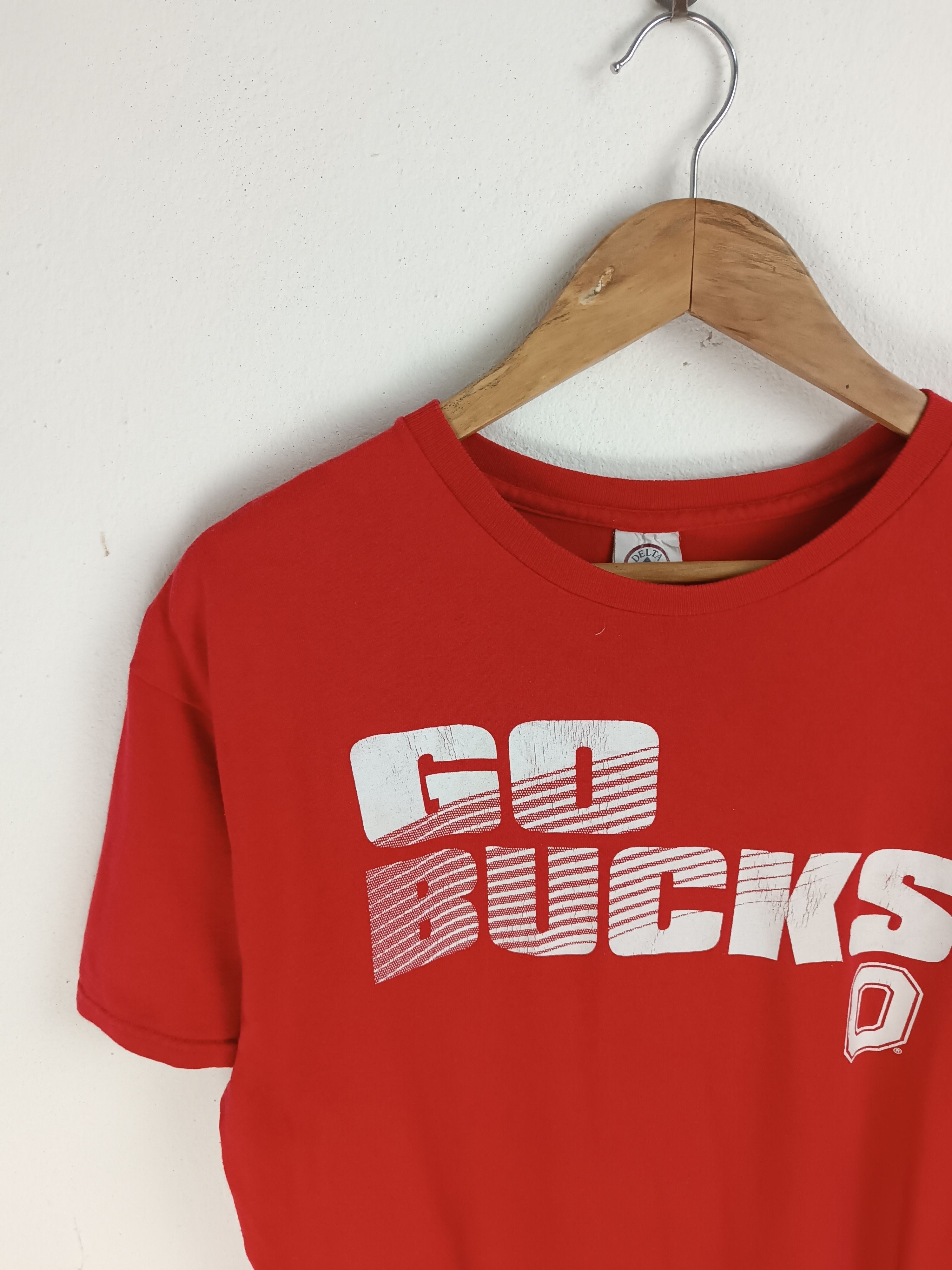NFL VINTAGE GO BUCKS OHIO STATE BUCKEYE Y2K TEE Size US L / EU 52-54 / 3 - 4 Thumbnail