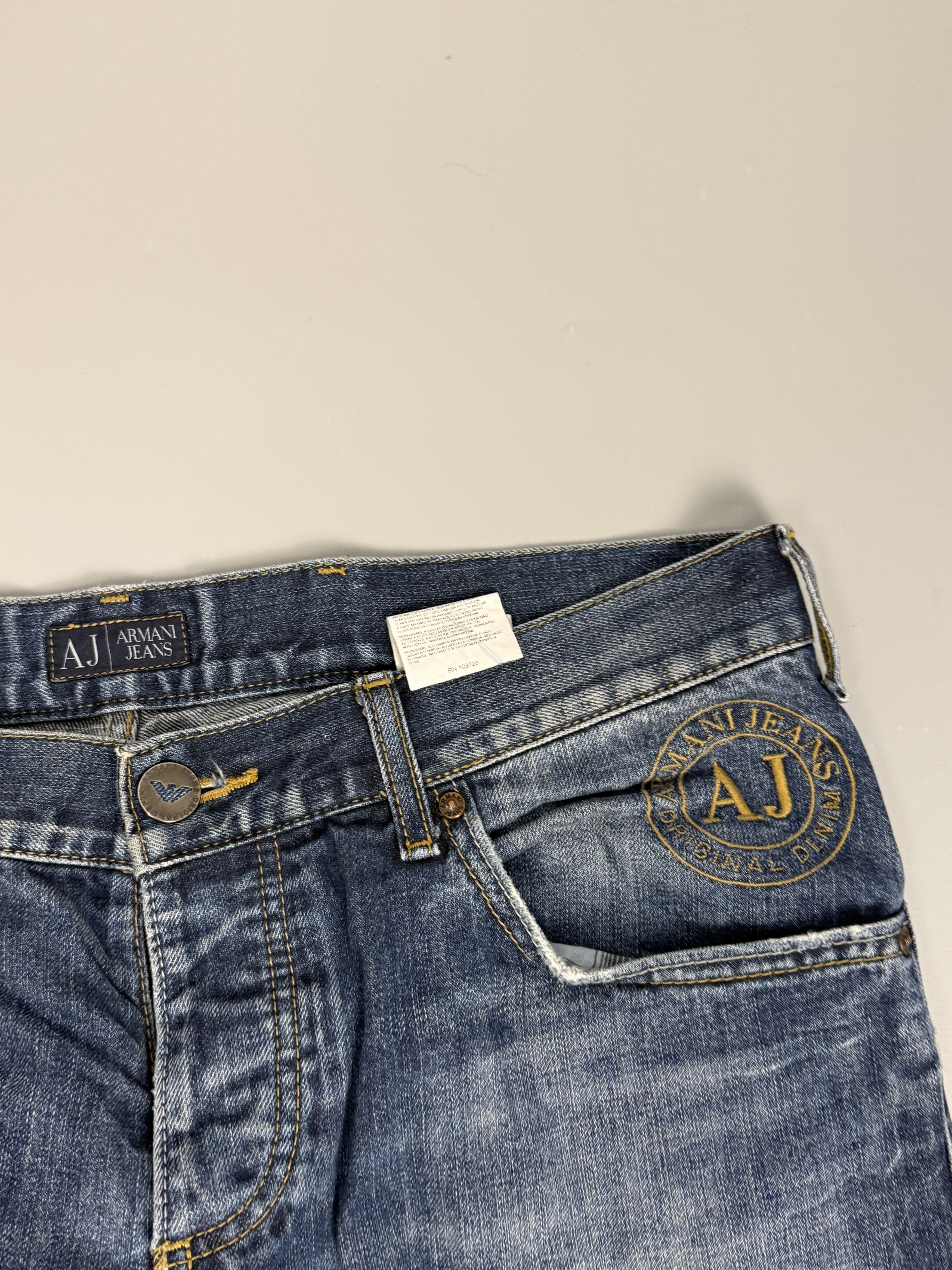 Armani Vintage Armani Jeans straight denim Size US 34 / EU 50 - 5 Thumbnail