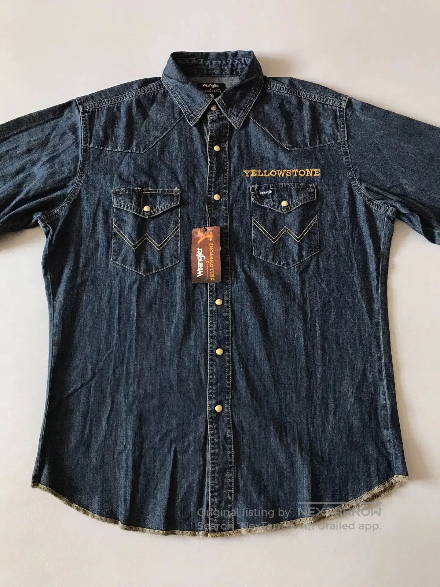 Wrangler Wrangler x Yellowstone Dutton Ranch Denim Shirt. Size US L / EU 52-54 / 3 - 3 Thumbnail